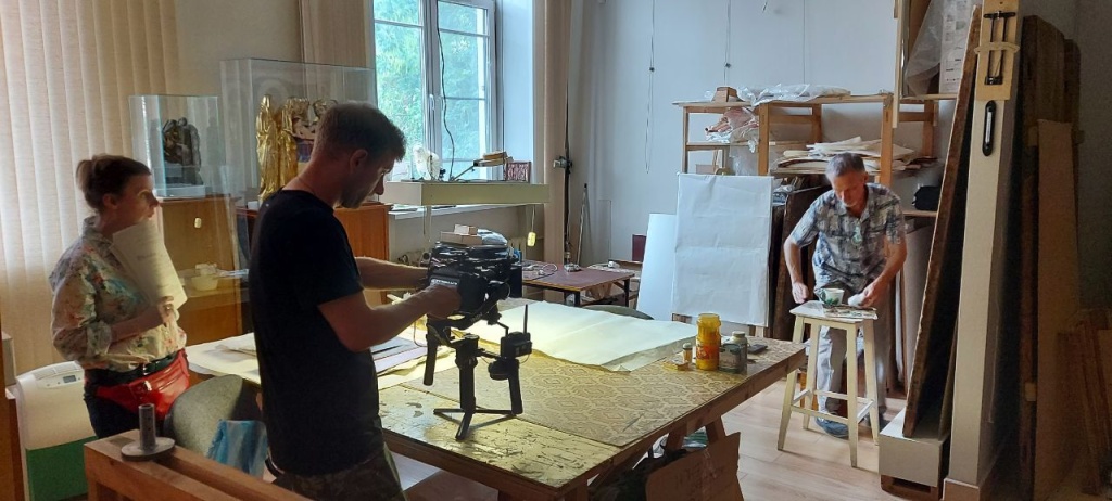 Правообладатель: пресс-служба ООО «Языки без границ».