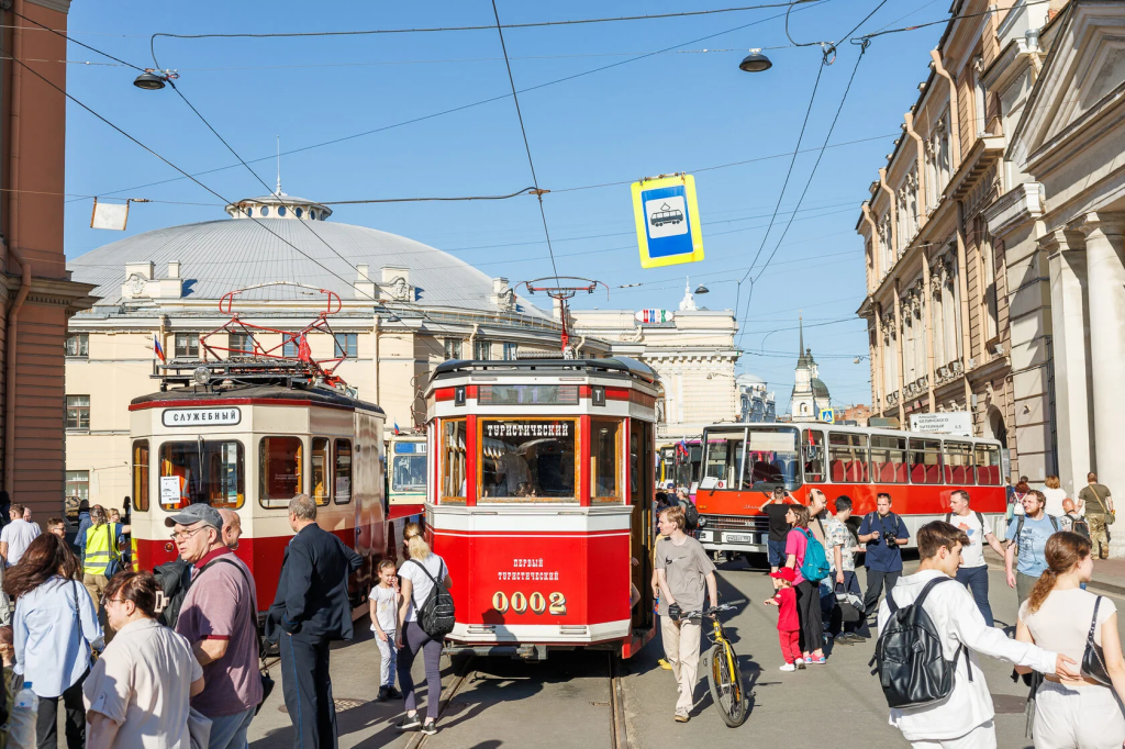 Правообладатель: оргкомитет транспортного фестиваля «ТранспортФест», transportfest.ru. Правообладатель: оргкомитет транспортного фестиваля «ТранспортФест», transportfest.ru.