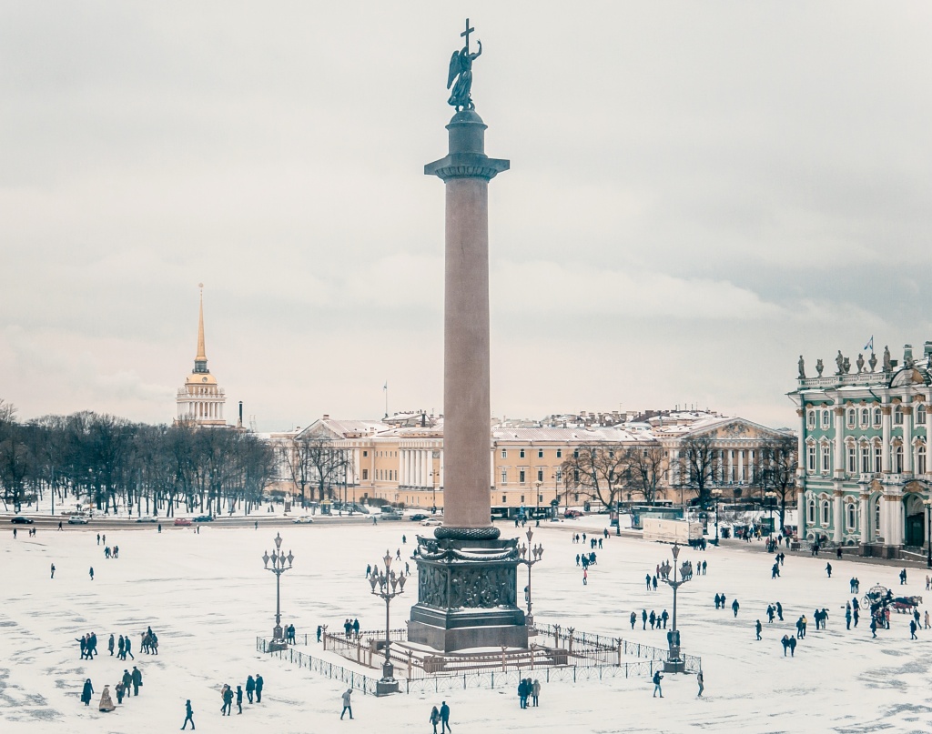 зима_Александровская колонна_Ирина Иванова.JPG