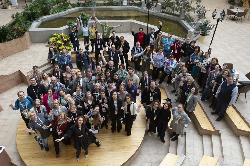 Правообладатель: oblast-teatra.ru. Область театра 2.jpg