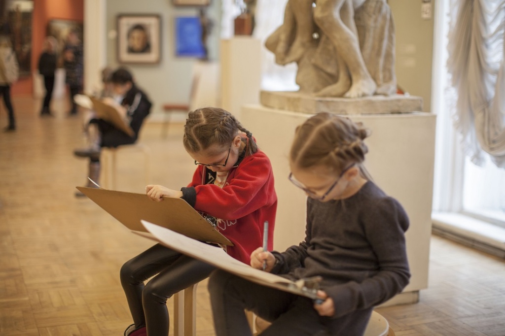 Фото: kids.artsacademymuseum.org. Правообладатель: Научно-исследовательский музей при Российской Академии художеств. ya-khud.jpg