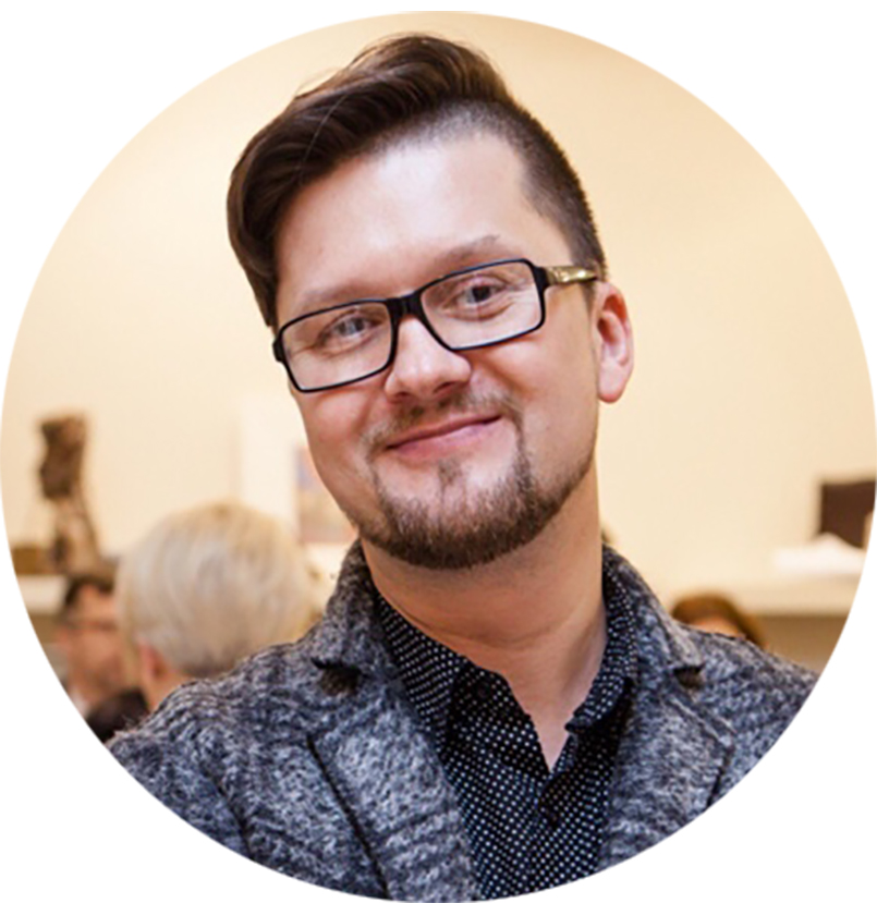 Петр Петров, переводчик РЖЯ, сотрудник ВОГ в Санкт-Петербурге 2 категории. Правообладатель визуальных материалов в статье: проект ТЕАТРБЕЗГРАНИЦ.