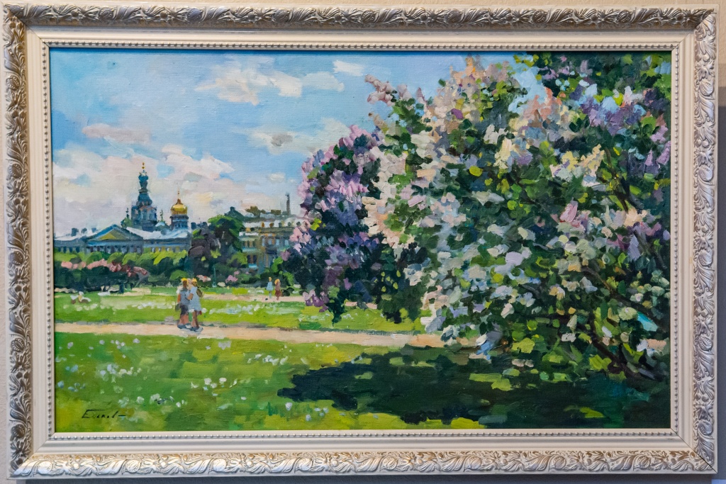 Павел Еськов «Марсово поле. Солнечный июнь» (2021). Холст, масло. Фото: Ирина Иванова.