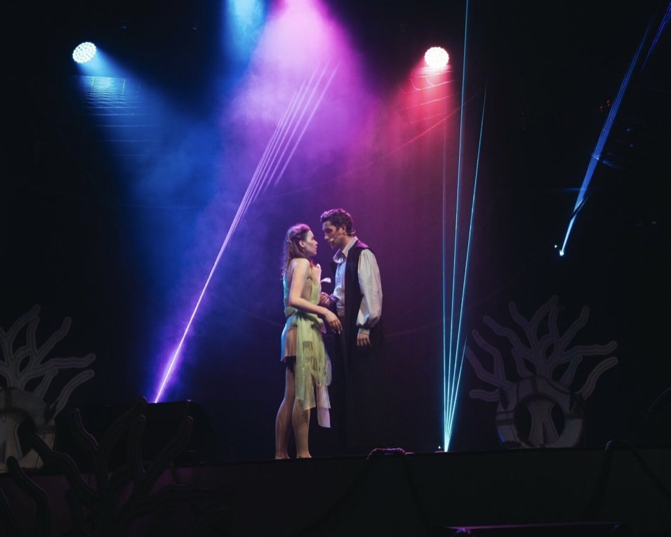 Сцена из мюзикла «Лорелея. Дева рейна»