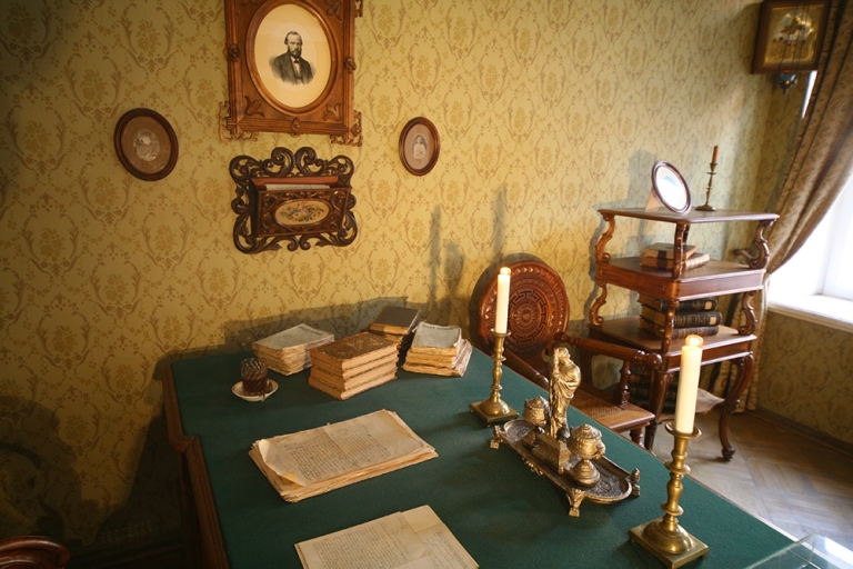 Музей Ф.М. Достоевского в Петербурге. Кабинет писателя. Источник: vk.com/dostoevskymuseumspb. Правообладатель: vk.com/dostoevskymuseumspb. 