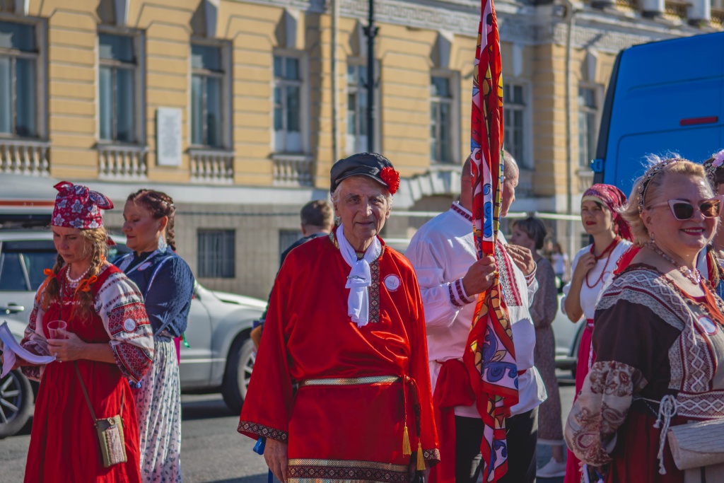 Хороводнику Борису Павлову 77 лет. Фото: Ирина Иванова. Хороводнику Борису Павлову 77 лет. Фото: Ирина Иванова.