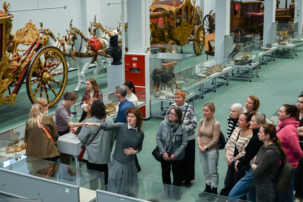 Правообладатель: Бронников. Правообладатель: Государственный Эрмитаж. Правообладатель: Бронников Правообладатель: Государственный Эрмитаж.