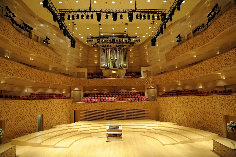 Концертный зал Мариинского театра. Автор: Валентин Барановский. Источник: vk.com/mariinsky. Правообладатель: vk.com/mariinsky. Концертный зал Мариинского театра. Автор: Валентин Барановский. Источник: vk.com/mariinsky. Правообладатель: vk.com/mariinsky.