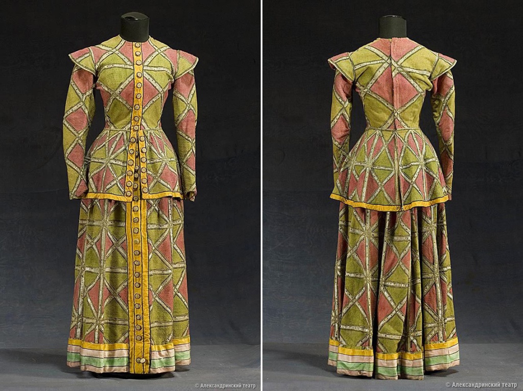  Сохранившийся до наших дней костюм Смеральдины. Фото: А.Б. Линецкий / Александринский театр, alexandrinsky.ru.