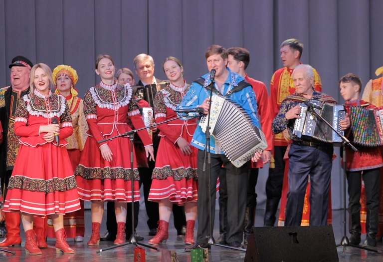 Фестиваль «Играй, гармонь блокадная». Фото предоставлено организаторами. Правообладатель: оргкомитет фестиваля.