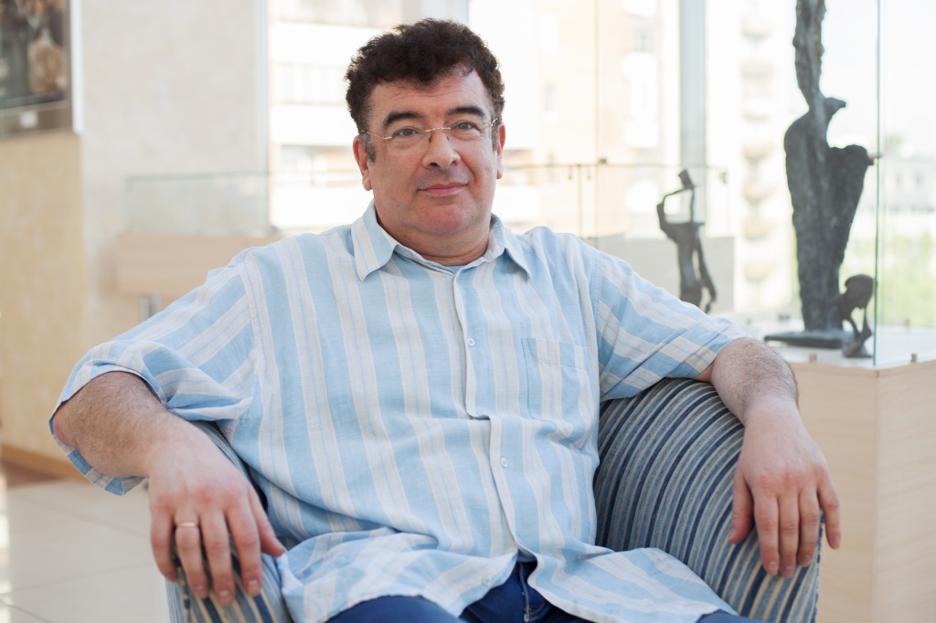 Михаил Смирнов. Фото: пресс-служба Музыкально-драматического театра «БУФФ»..