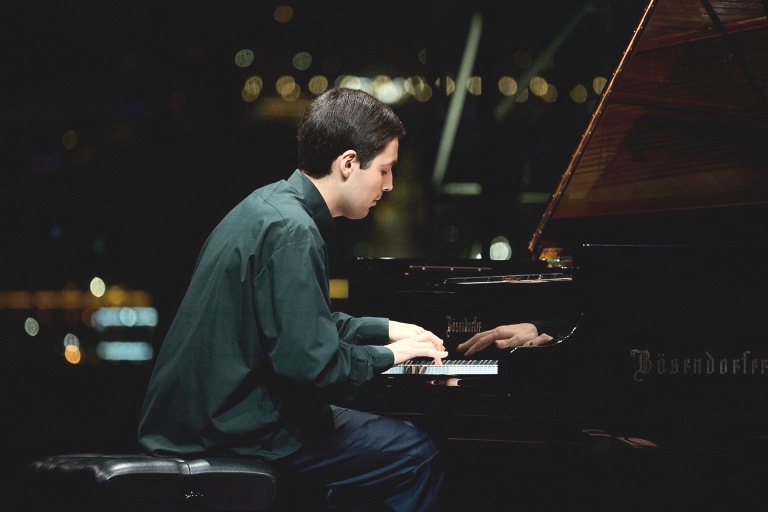 Фортепианный фестиваль Pianissimo. Филипп Руденко. Источник: vk.com/pianissimolive. Правообладатель: vk.com/pianissimolive. Фортепианный фестиваль Pianissimo. Филипп Руденко. Источник: vk.com/pianissimolive. Правообладатель: vk.com/pianissimolive.