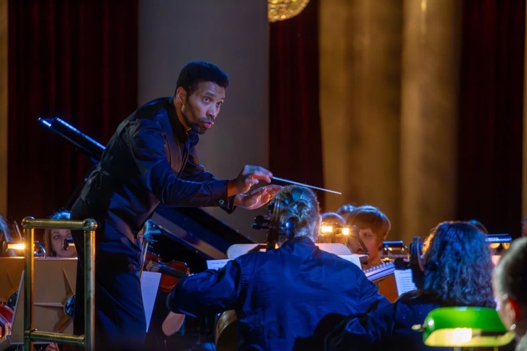 Алексей Ньяга. Правообладатель: Петербург-концерт. 