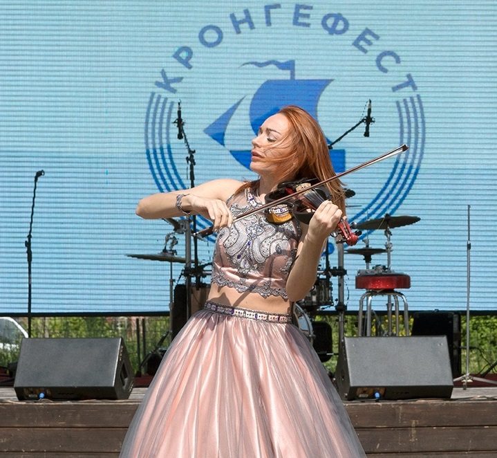 Кузнечный арт-фестиваль «Кронгефест». Фото предоставлено пресс-службой фестиваля. Правообладатель: Оргкомитет фестиваля. Кузнечный арт-фестиваль «Кронгефест». Фото предоставлено пресс-службой фестиваля. Правообладатель: Оргкомитет фестиваля.