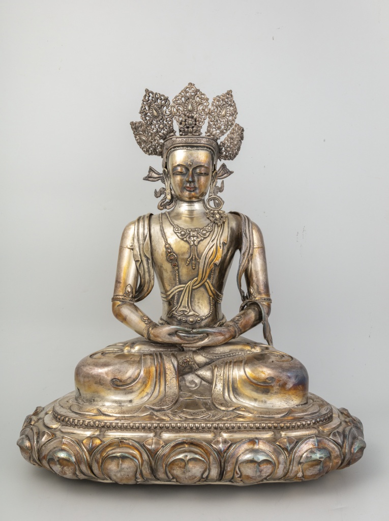 Амитаюс. Бурятия, конец XIX в. Серебро, выколотка, литье, пайка, краска. 