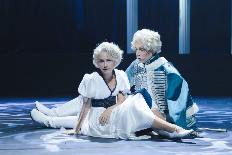 Фестиваль «Театр без границ». Спектакль «Давным-давно» (Театр Эстрады им. Аркадия Райкина). Источник: vk.com/estrada_spb. Правообладатель: vk.com/estrada_spb.