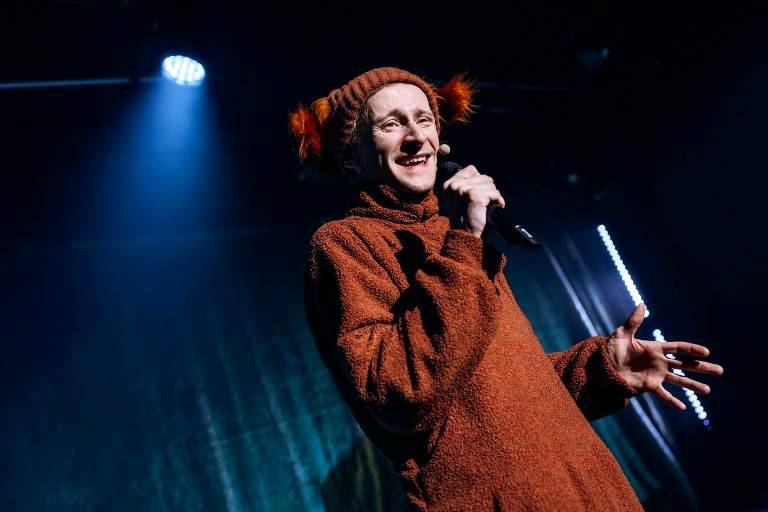 Санкт-Петербургский театр «ДРАМ.ПЛОЩАДКА». Спектакль «Без поводка». Фото предоставлено пресс-службой Театра-фестиваля «Балтийский дом». Правообладатель: Театр-фестиваль «Балтийский дом». 