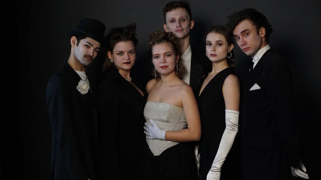 Труппа глухих актеров театра «У» / t.me/yyy_theatre Труппа глухих актеров театра «У» / t.me/yyy_theatre