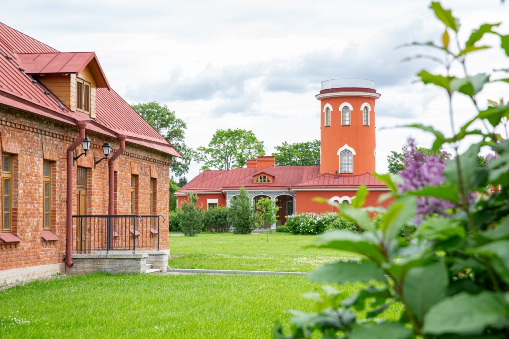 «Императорская ферма».