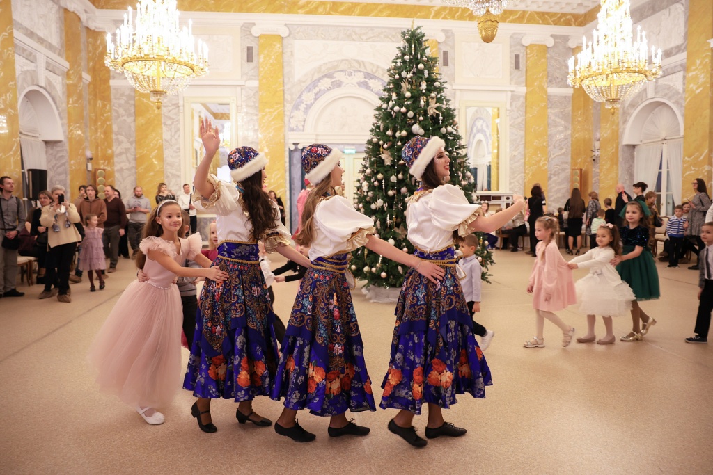 Источник: elka-konstantinpalace.ru. Правообладатель: ООО «РОЯЛ ВЕДДИНГ». b7dysiepihvhrcuys21jh31u0723ka64.jpg