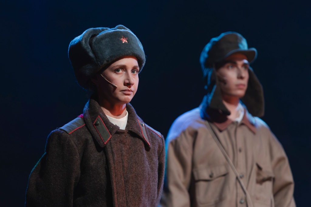 Правообладатель: Театр Эстрады имени Аркадия Райкина. 