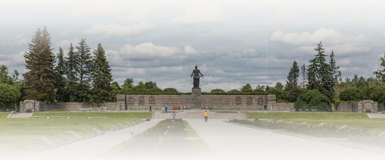 Пискаревское мемориальное кладбище. Фото: pmemorial.ru. Правообладатель: pmemorial.ru.