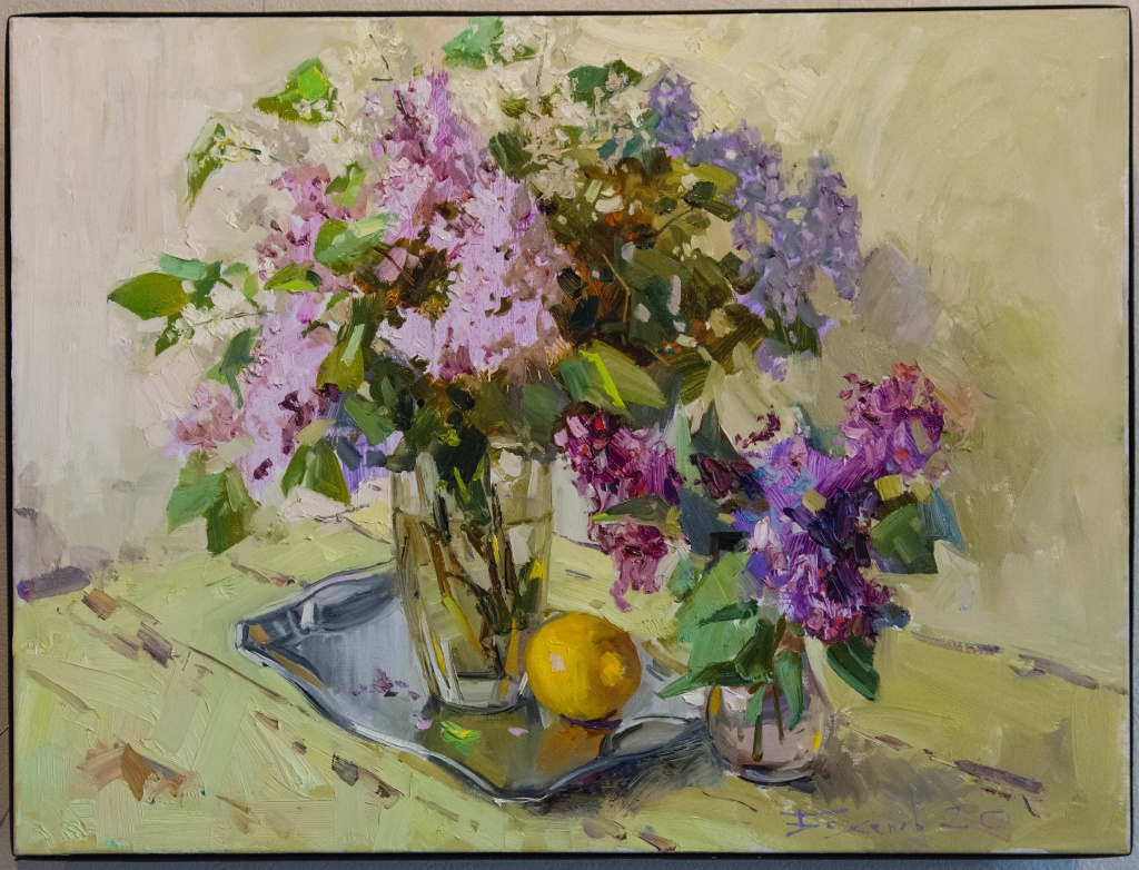Владимир Баженов «Сирень с лимоном» (2020 г.). Холст, масло. Фото: Ирина Иванова.