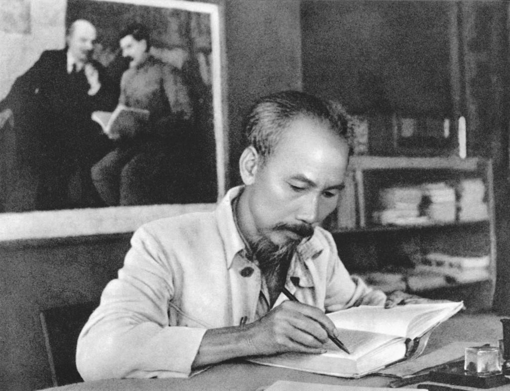 Портрет Хо Ши Мина. Правообладатель: консульство Вьетнама в Индии, vietnamembassydelhi.in Портре Хо Ши Мина. Фото: консульство Вьетнама в Индии, vietnamembassydelhi.in