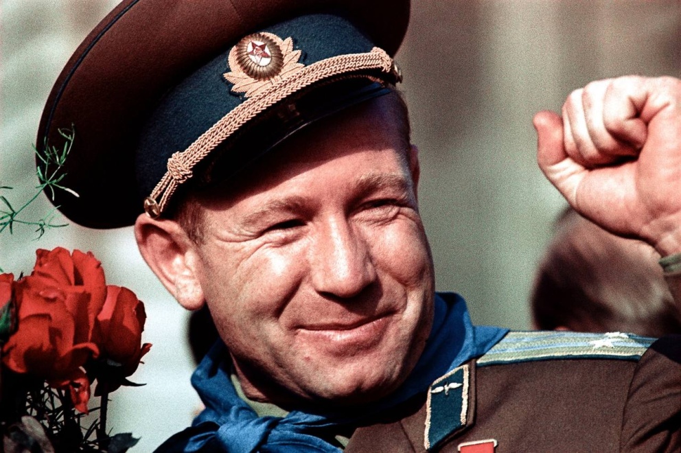 Алексей Леонов. Правообладатель: korolev.ru ae13hwhtiaka5lkjgm1kuebxofy2bvo6.jpg