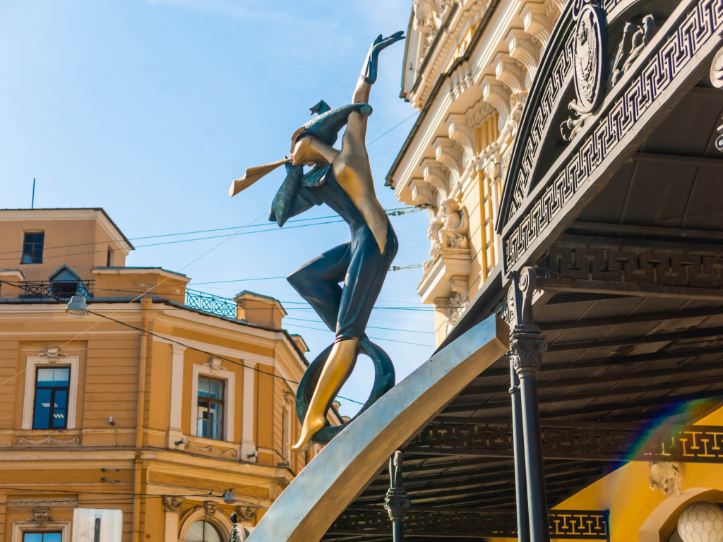 Памятник циркачу. Фото: Ирина Иванова.