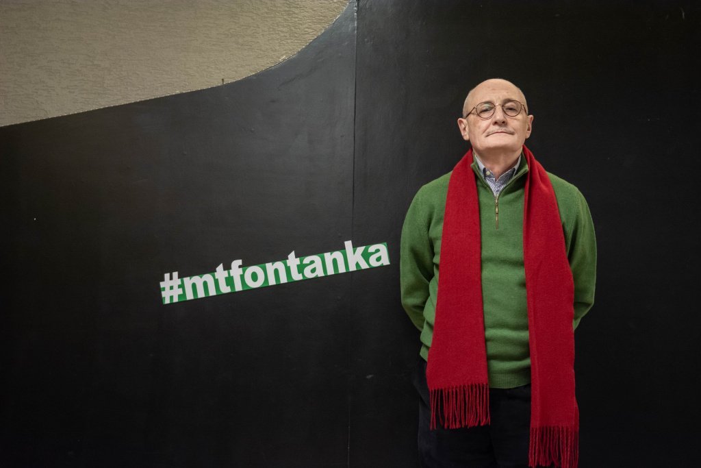 Семен Спивак строит ритм спектакля, чтобы зрители смотрели постановку на одном дыхании. Фото: Ирина Иванова.