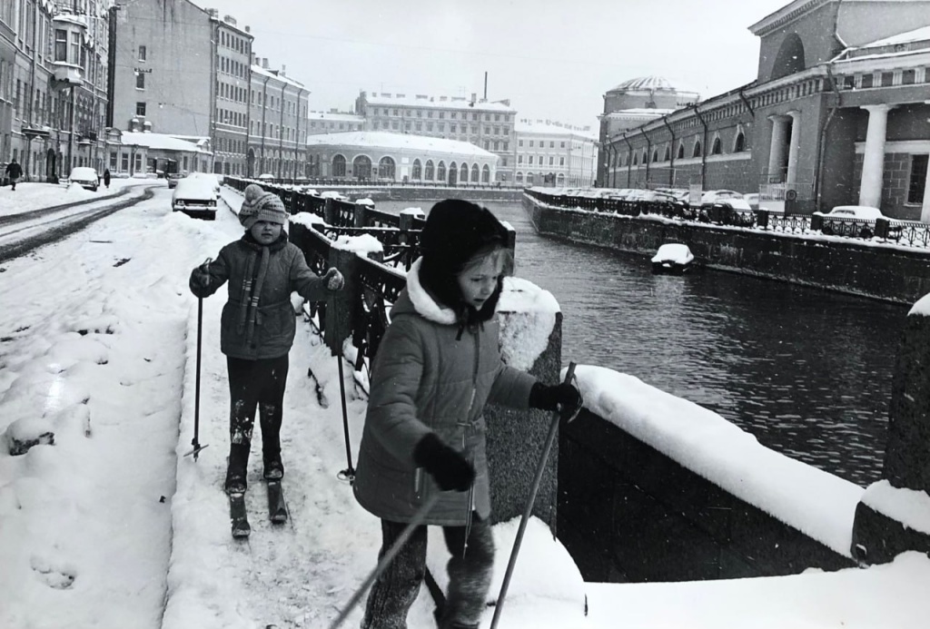 «Ленинград и ленинградцы. Из истории фотоконкурсов «Отечество». «Ленинград и ленинградцы. Из истории фотоконкурсов «Отечество».