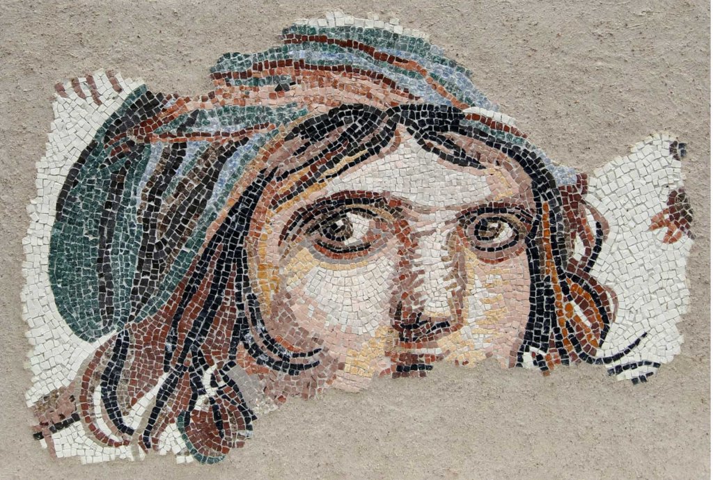 Анастасия Менщикова. "Цыганка". Источник фото: https://vk.com/spb_sreda Анастасия Менщикова. "Цыганка". Источник фото: https://vk.com/spb_sreda
