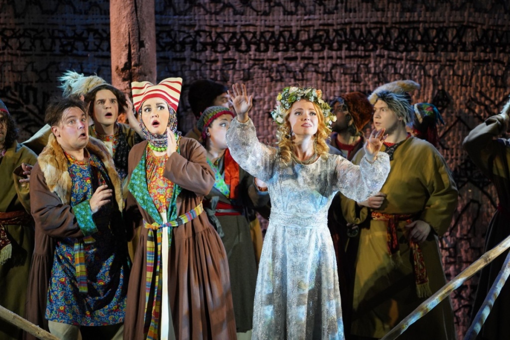 Сцена из спектаклья «Снегурочка». Правообладатель: театр «Зазеркалье», zazerkal.spb.ru.