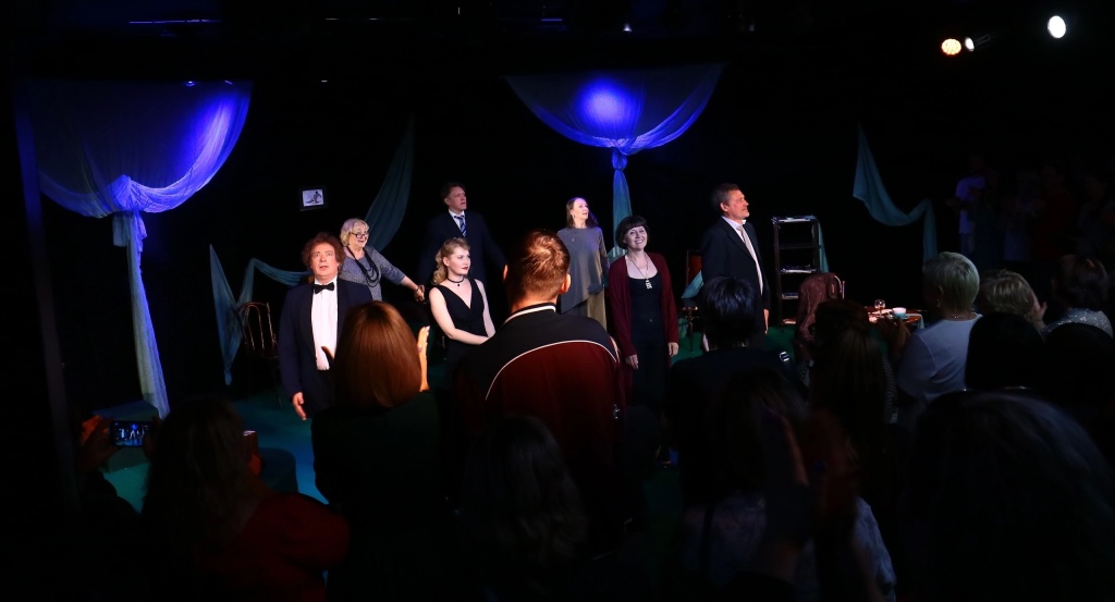 Спектакль «Опасный поворот» на гастролях в Ульяновске.