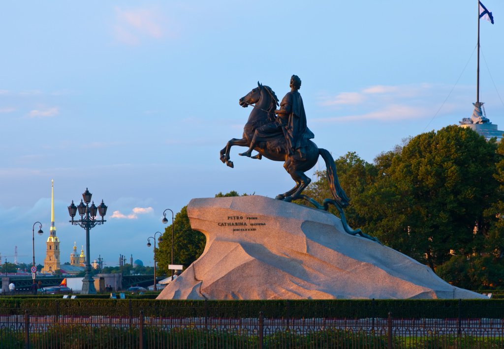 На фото: Медный всадник. Фото: ru.freepik.com equestrian-statue-of-peter-the-great.jpg