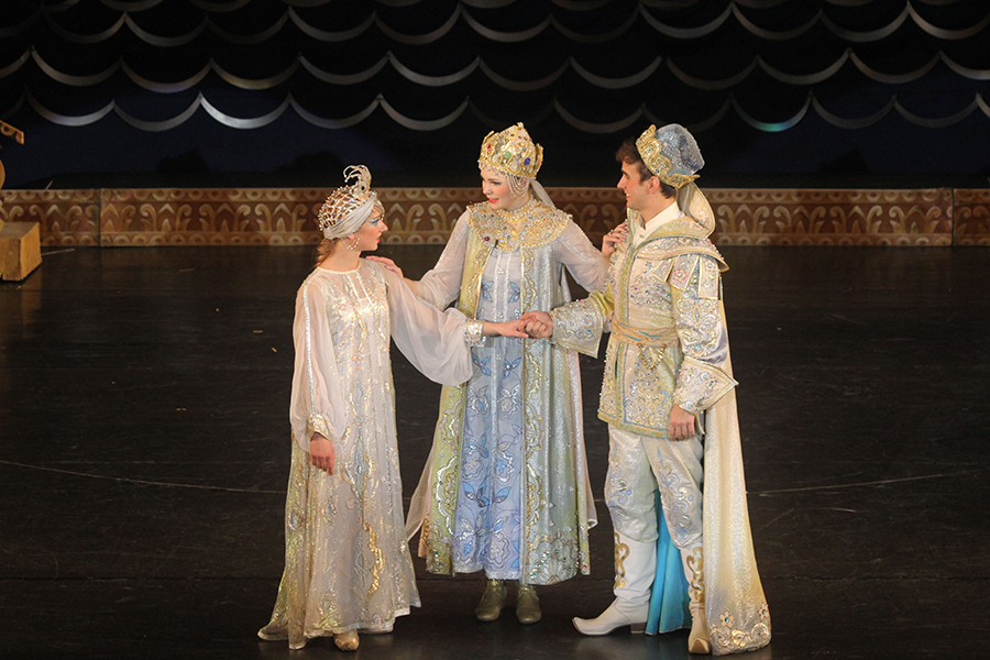 Правообладатель: Детский драматический театр «На Неве», tnaneve.ru.