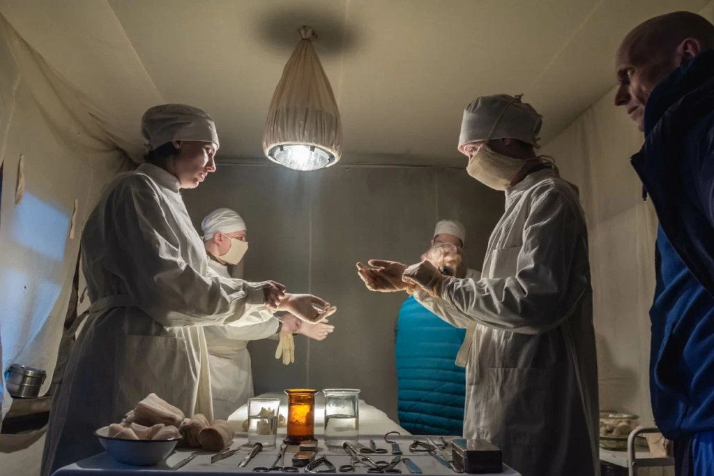 На "Ленфильме" идут съемки патриотической киноленты. Фото: Ирина Иванова. 