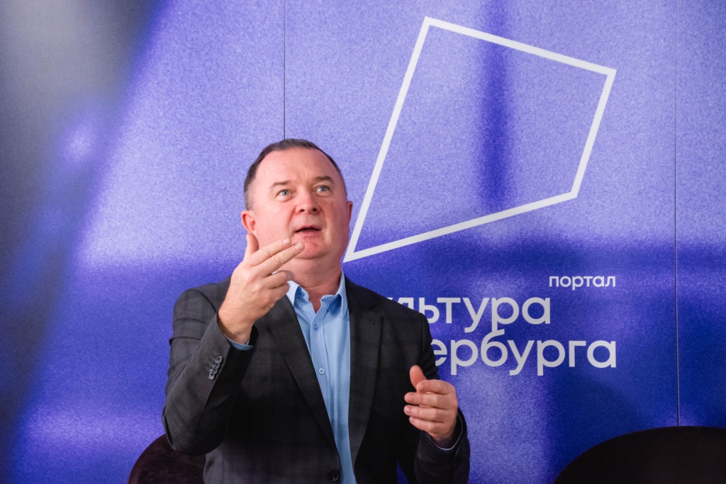 Олег Дуркин заявил, что современная культурная жизнь глухих — это возможность познавать мир в доступном формате, а также вносить самостоятельно вклад в культурную жизнь города. Фото: Ирина Иванова. Олег Дуркин. Фото: Ирина Иванова.