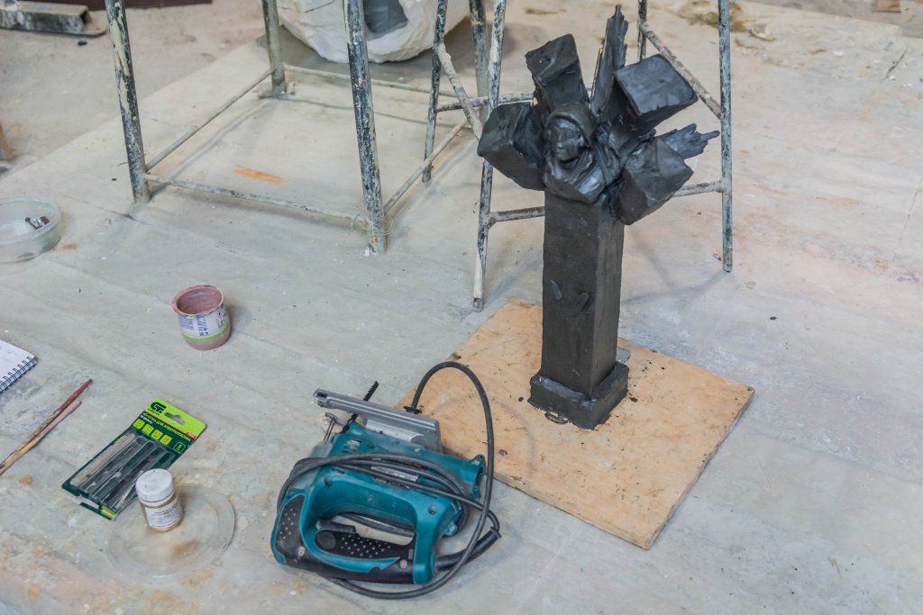 На фото: мастерская скульптора Марии Третьяковой. Фото: Ирина Иванова sculp Maria 2023 irina ivanova-9296.jpg