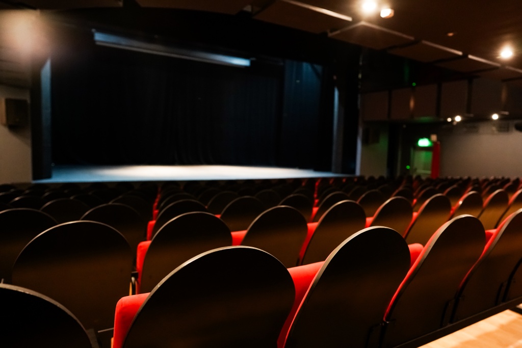 Театр на Страстном 4.jpg