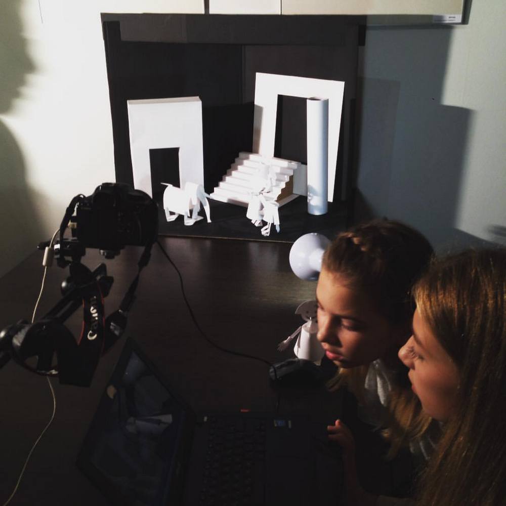 Музейное занятие по фотомультипликации. Фото: Марина Мартынова. Предоставлено музеем истории фотографии.