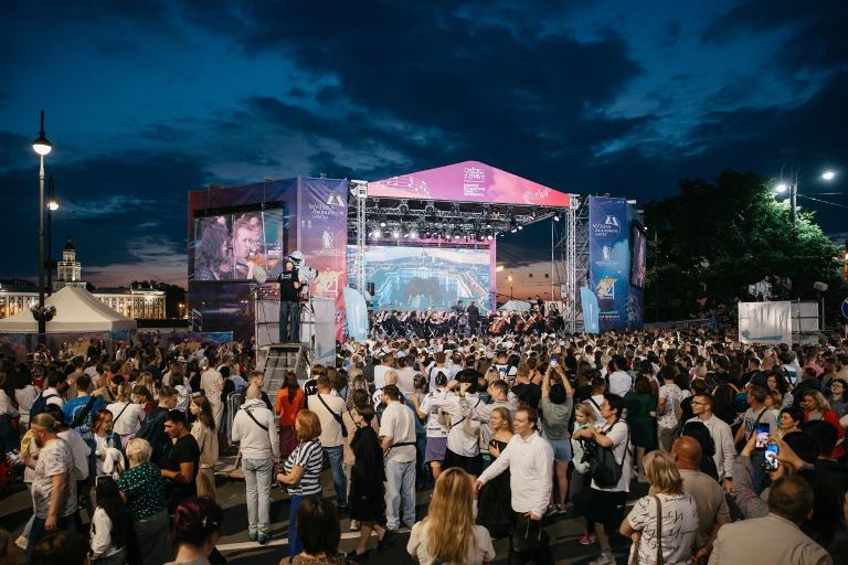 Концерт «Музыка Дворцового моста». Фото предоставлено пресс-службой Музыкального театра им. Ф.И. Шаляпина. Правообладатель: Музыкальный театр им. Ф.И. Шаляпина.