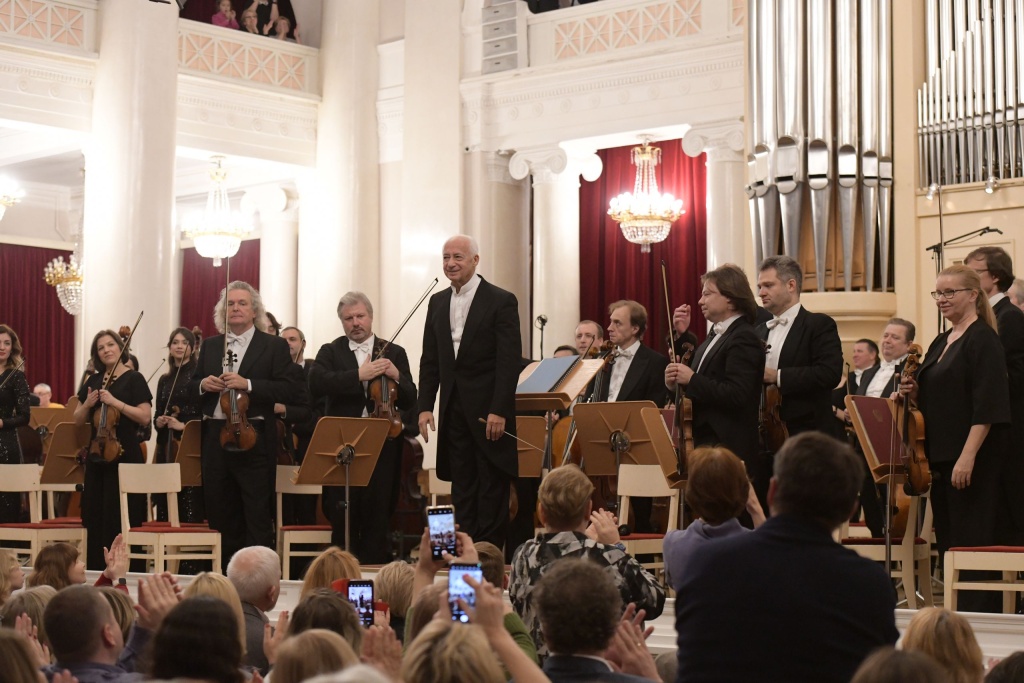 Заслуженный коллектив России и Владимир Спиваков. Концерт к юбилею дирижера. 19 ноября 2024. Фото Анна Флегонтова ABF_1320.JPG