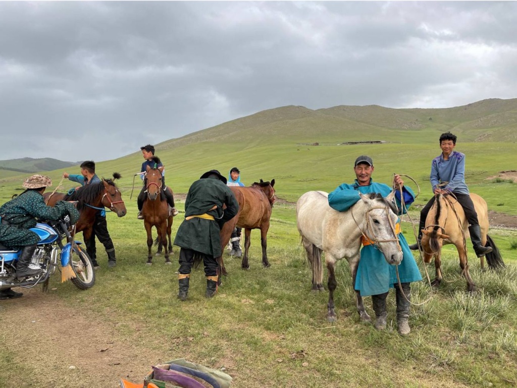 Правообладатель: пресс-служба ООО «Языки без границ».