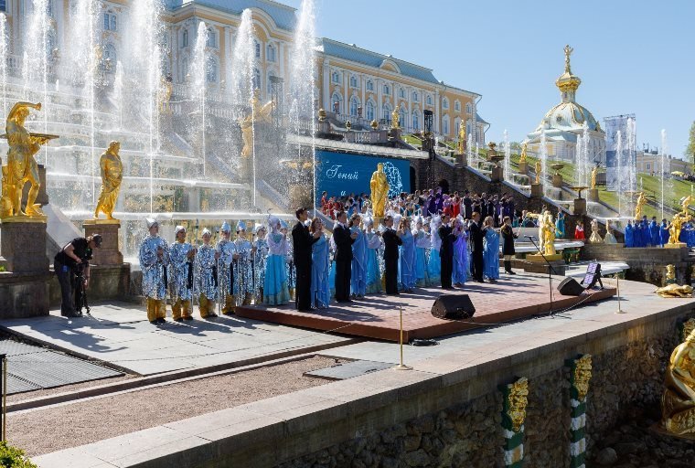 Весенний праздник фонтанов в Петергофе. Фото предоставлено организаторами. Правообладатель: ГМЗ «Петергоф». 