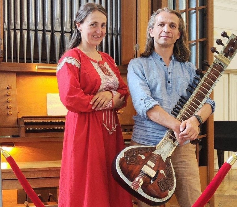 Степан Христанов (ситар), Елизавета Панченко (фортепиано). Фото предоставлено организаторами фестиваля «Ситар в Петербурге». Правообладатель: Оргкомитет фестиваля.