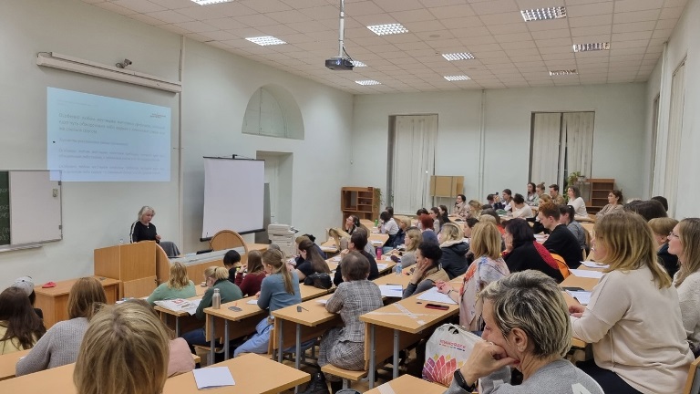 Акция «Тотальный диктант». Источник: vk.com/totaldict_spb. Автор: Инна Жукова. Правообладатель: vk.com/totaldict_spb.
