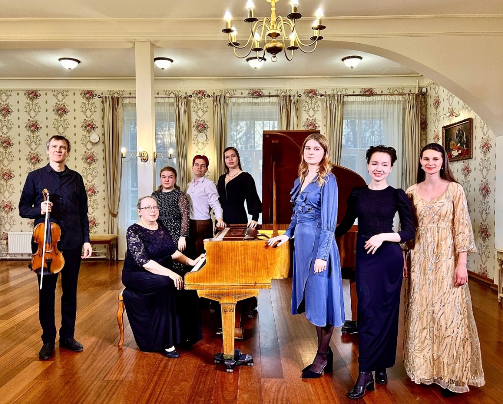 Правообладатель: Центральный парк культуры и отдыха имени С.М. Кирова.