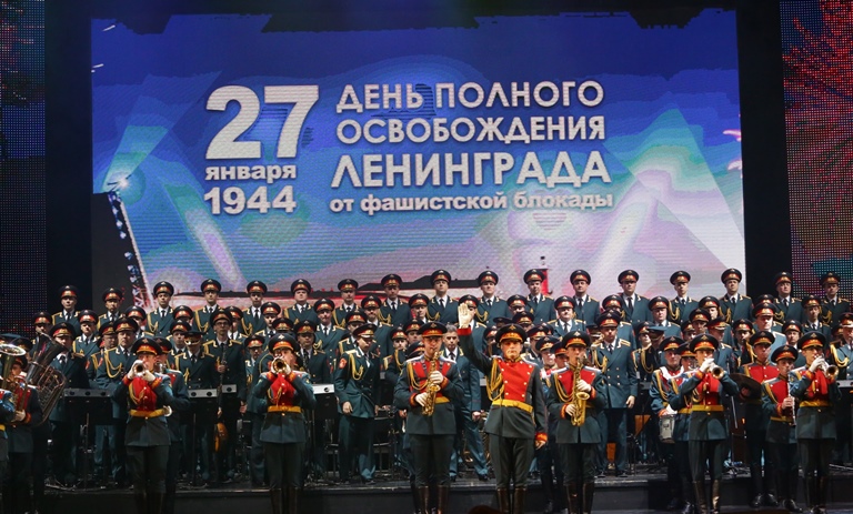 Праздничный концерт в Большом концертном зале «Октябрьский». Фото: gov.spb.ru